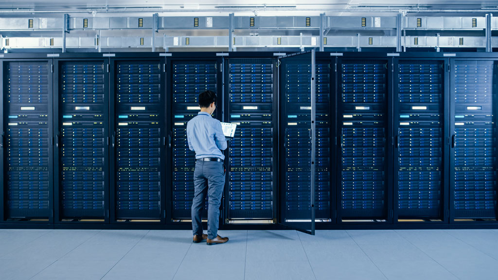 optimizing-data-center-cooling-efficiency-and-safety